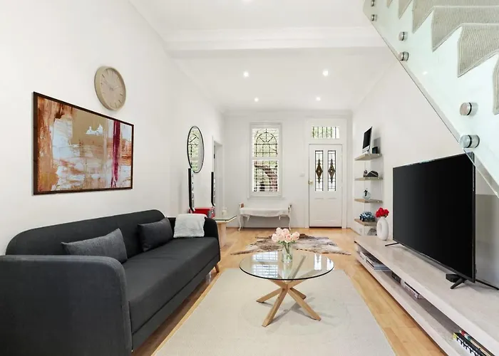 Paddington House Beautiful 2 Bedroom TerraceVilla